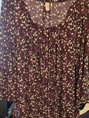 Oh Baby by Motherhood Purple Patterned Maternity Top